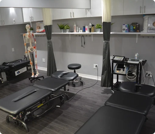 Drug free pain relief chiropractor in Brampton