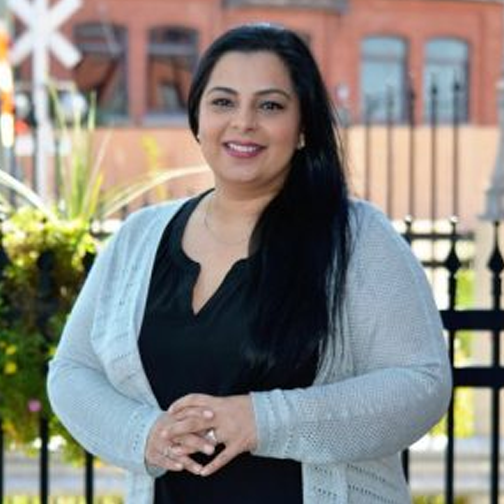 Neck pain chiropractor in Brampton